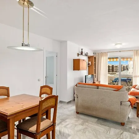 Amazing 3br, 2 Bath Apart, Close To The Sea Apartment