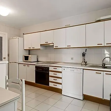 Amazing 3br, 2 Bath Apart, Close To The Sea 아파트 푸엔히롤라