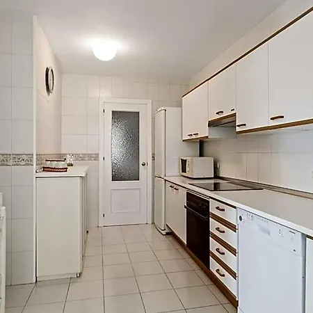 Amazing 3br, 2 Bath Apart, Close To The Sea 아파트 푸엔히롤라