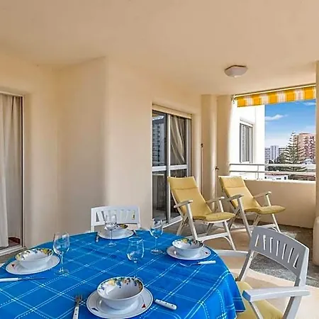 Amazing 3br, 2 Bath Apart, Close To The Sea 아파트 *